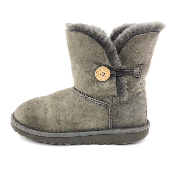 UGG Other - UGG Bailey Button Sheepskin Winter Boots Kids 4